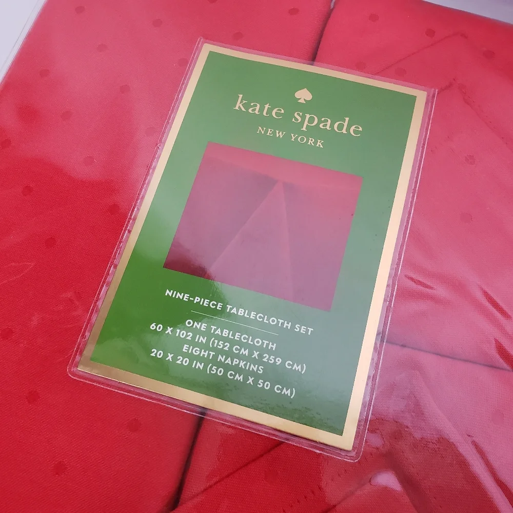 Kate Spade Chriatmas Holiday Red Tablecloth Napkin Set2